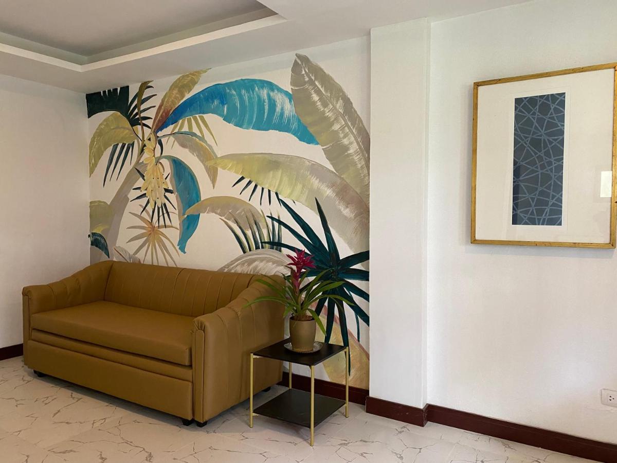 Lido Shores Resort Sariaya Exteriör bild